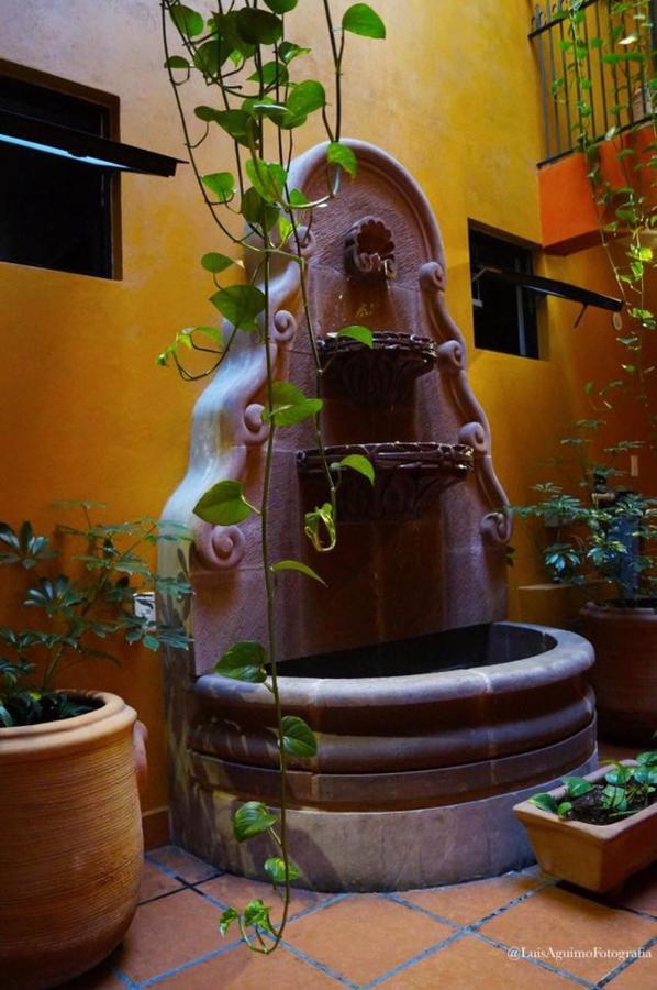 Hotel Del Pasaje Morales Comitan de Dominguez Esterno foto