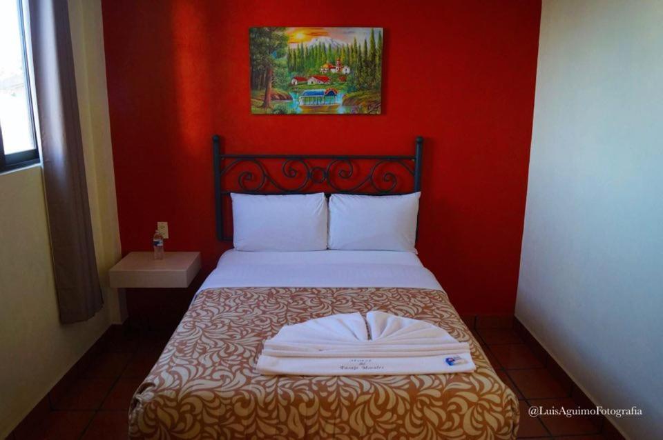 Hotel Del Pasaje Morales Comitan de Dominguez Esterno foto